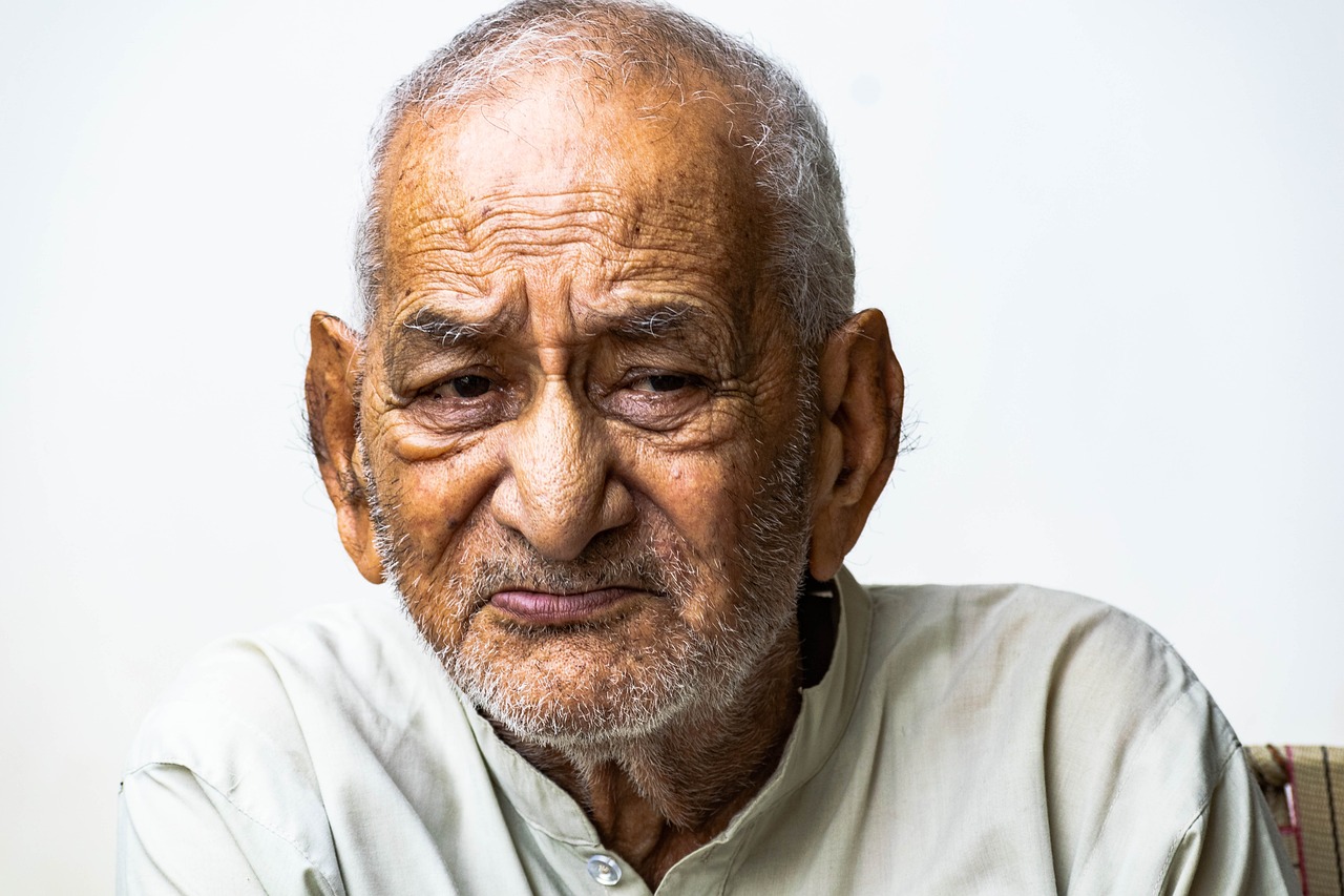 Portrait, old man, elderly — Could i come on money which have Roblox?