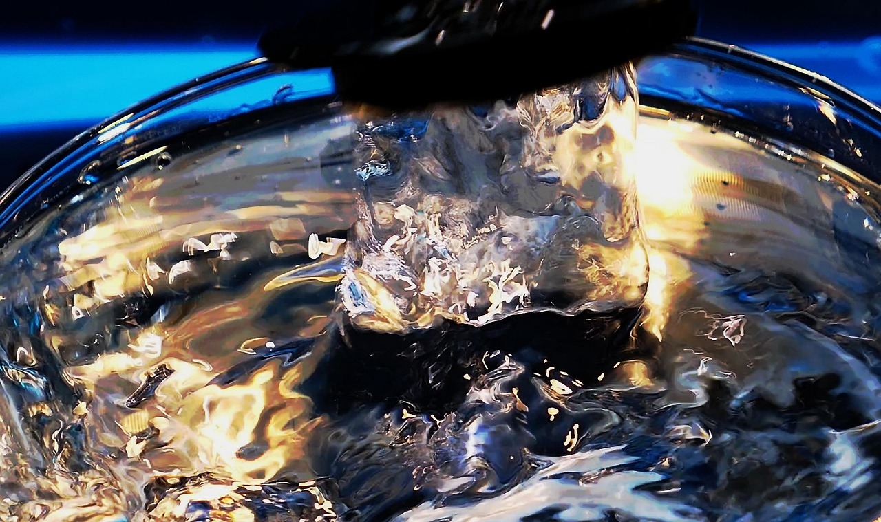Water, fontaine, nature — Sell Illegal WEAPONS